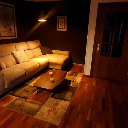 Asturleku Apartment *